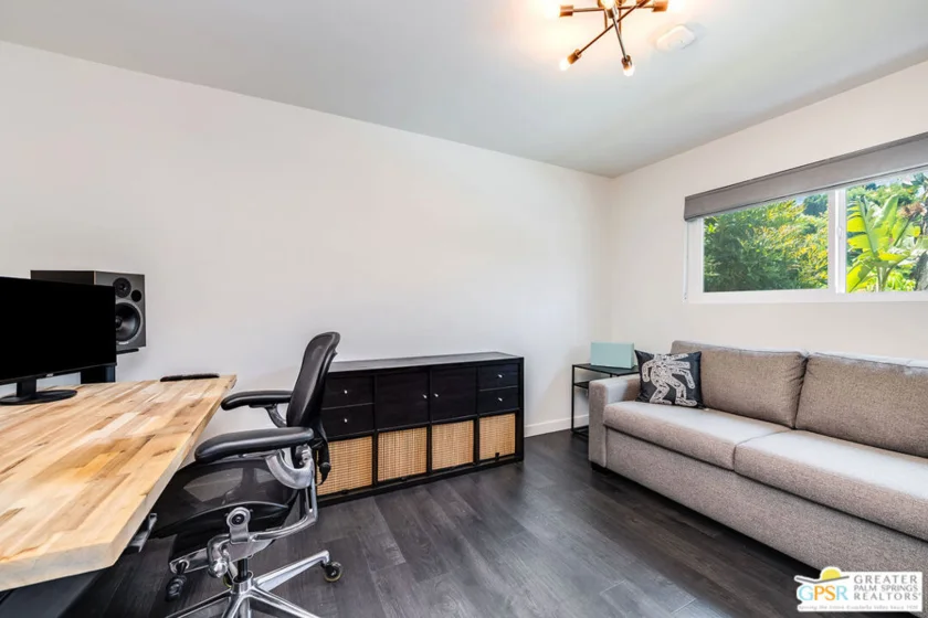241 S Avenue 57 #123 photo 9
