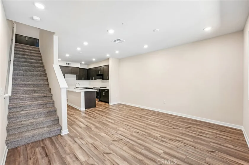 9524 Hannah Way photo 15