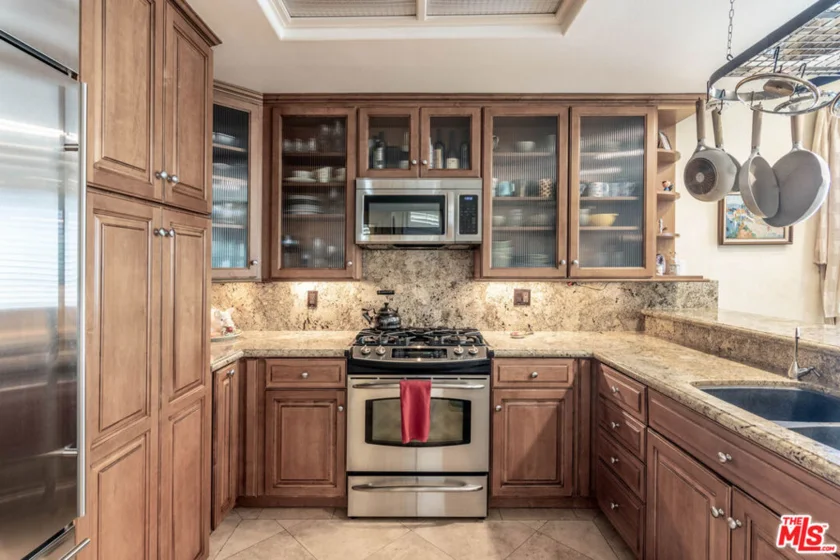 6483 Zuma View Place #106 photo 14