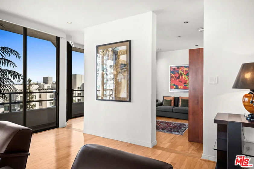 10601 Wilshire Boulevard #702 photo 41