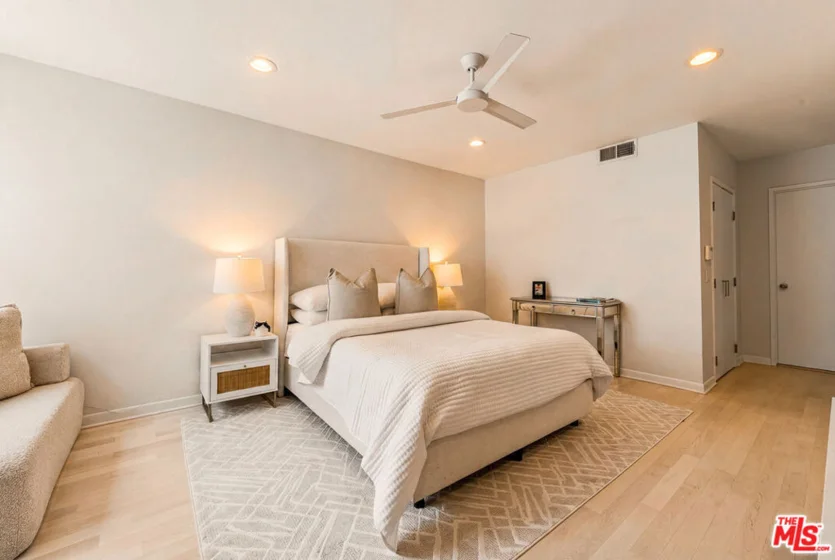 1617 S Beverly Glen Boulevard #204 photo 7