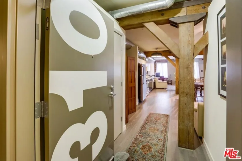 527 Molino Street #310 photo 1