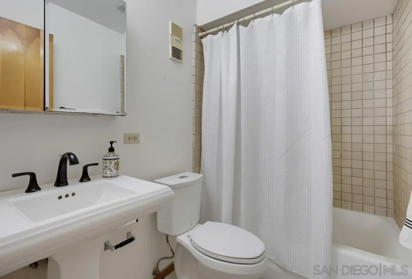 917 Torrance Street #1 photo 28