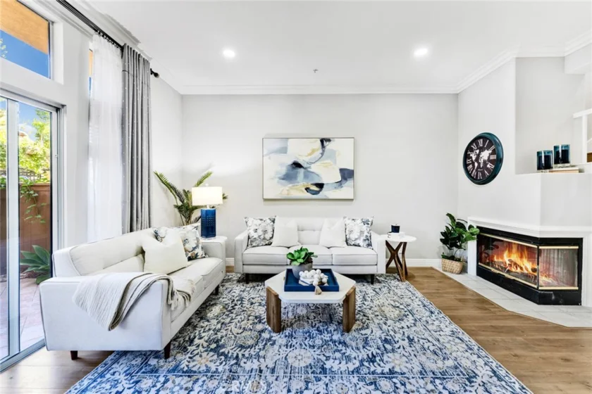 2645 Dunstan photo 7