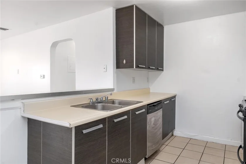 7254 Vassar Avenue #308 photo 15