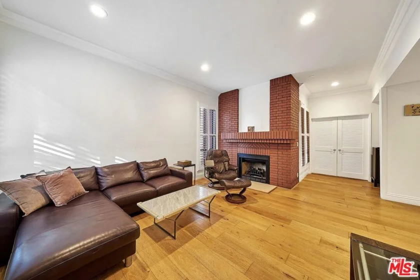 835 S Lucerne Boulevard #205 photo 3