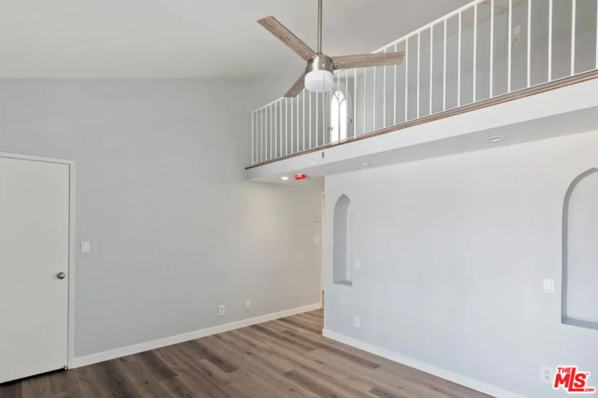 29239 Heathercliff Road #12 photo 20