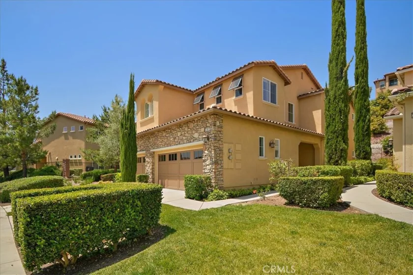 23801 Los Pinos Court photo