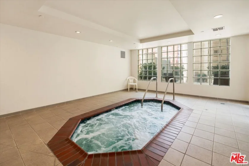 11847 Gorham Avenue #403 photo 25