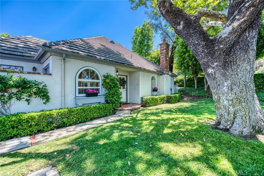 29305 Rue Fleurie photo 23