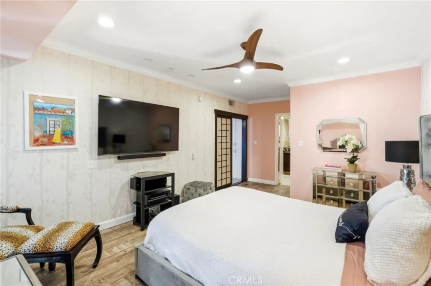 4807 Woodley Avenue #303 photo 17