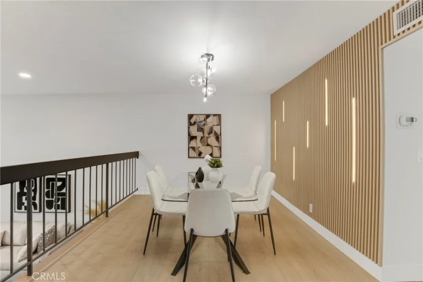 17150 Burbank #23 photo 9