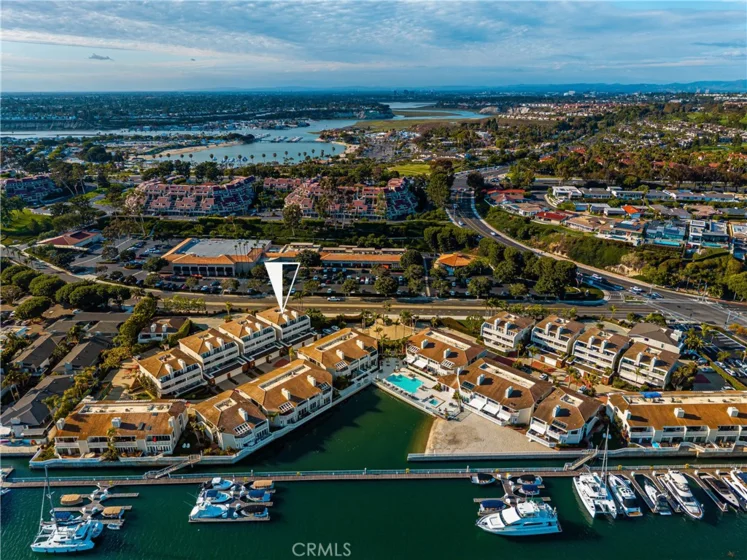 994 Bayside Cove photo 4