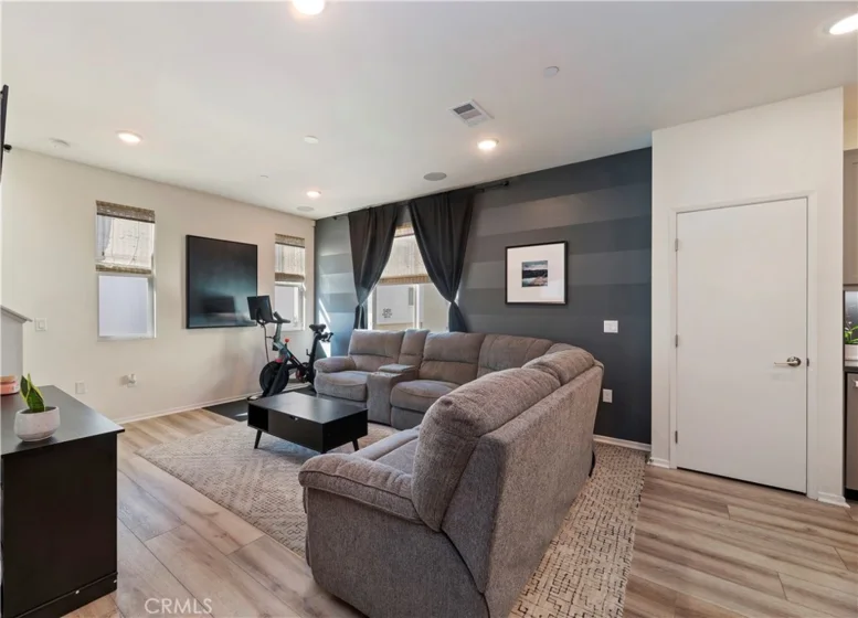 5494 Seacliff Place #55 photo 5