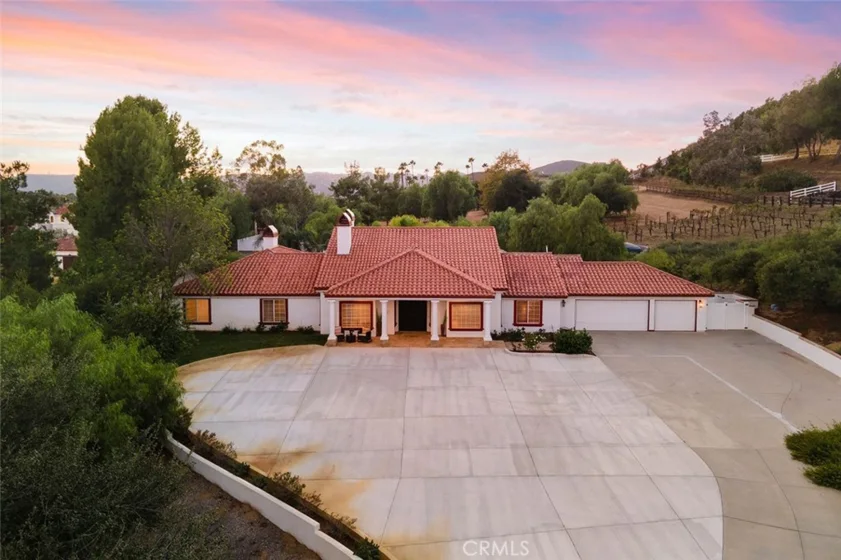 39555 Avenida Bonita photo 6