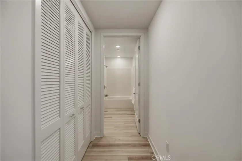 4505 Rivington photo 29