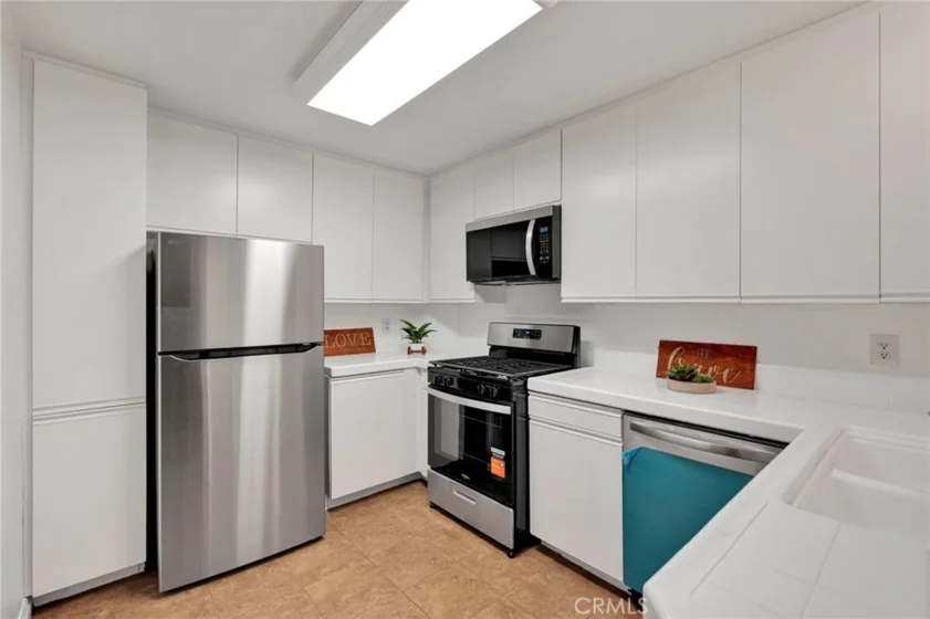 801 Pine Avenue #205 photo 11