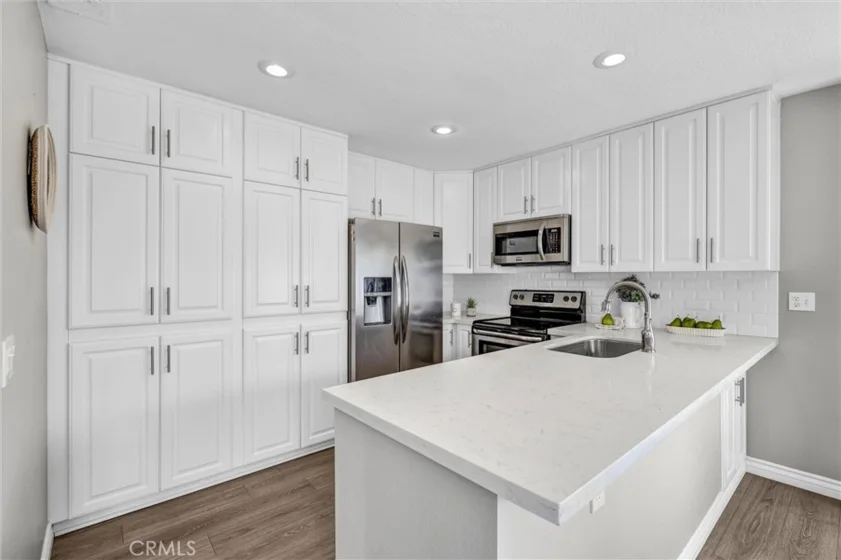 25 Brighton Place #25 photo 1
