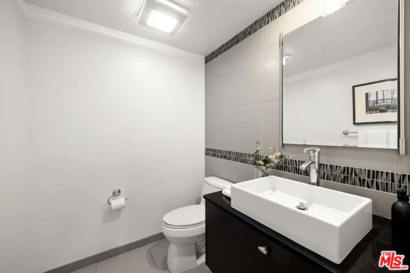 1409 Armacost Avenue #PH2 photo 17