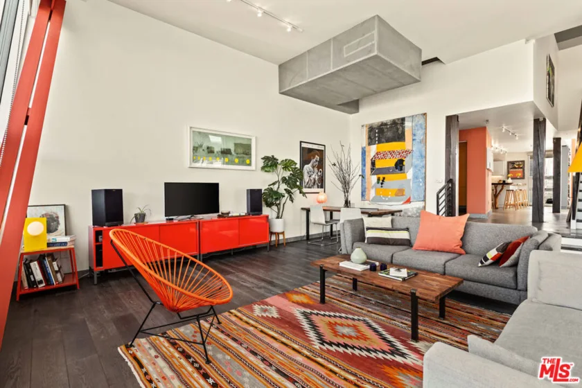 615 Hampton Drive #B301 photo 4