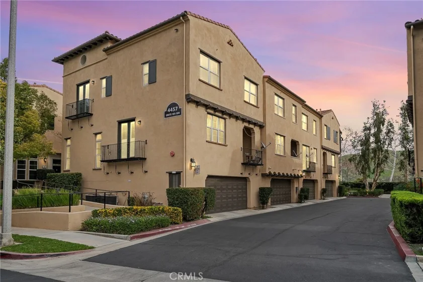 4457 Owens Street #101 photo 1