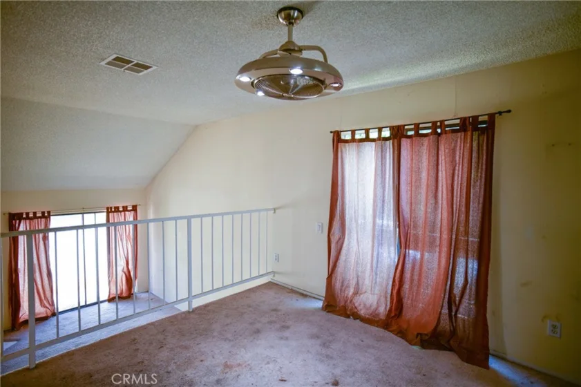 9601 Sylmar Avenue #1 photo 15