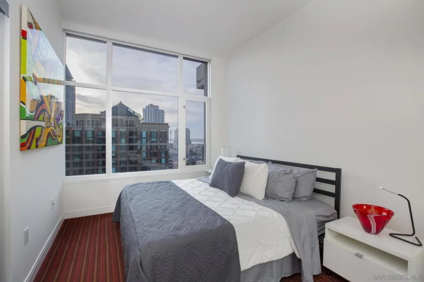 550 Front Street #907 photo 10