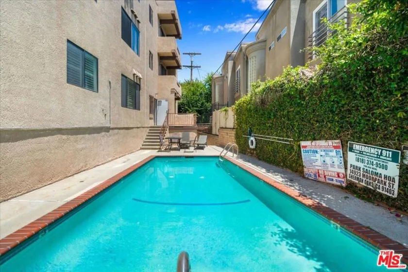 14923 Moorpark Street #101 photo 22