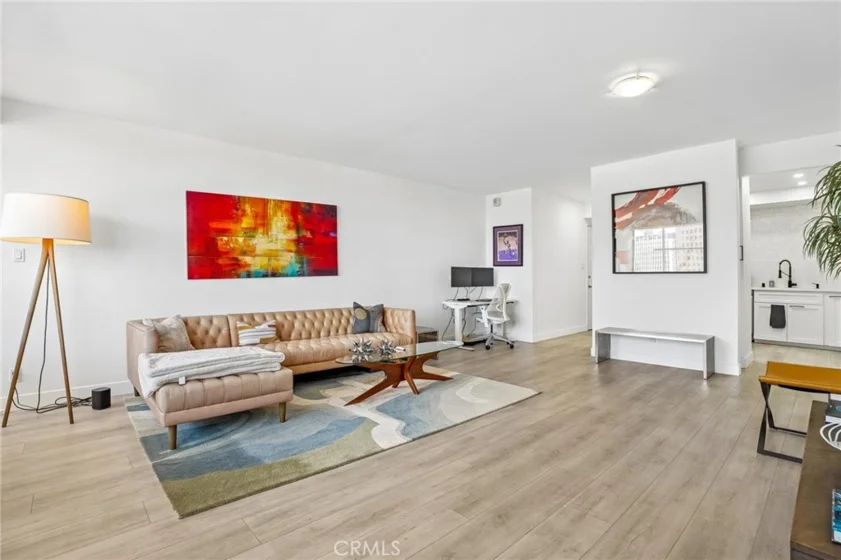 969 Hilgard Avenue #907 photo 1