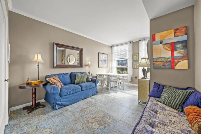 702 Ash Street #300 photo 11