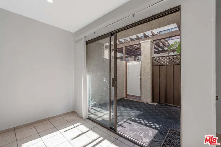 9210 Van Nuys Boulevard #11 photo 21