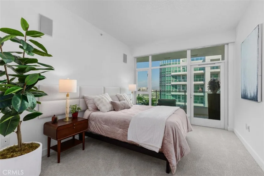 3131 Michelson #1601 photo 20