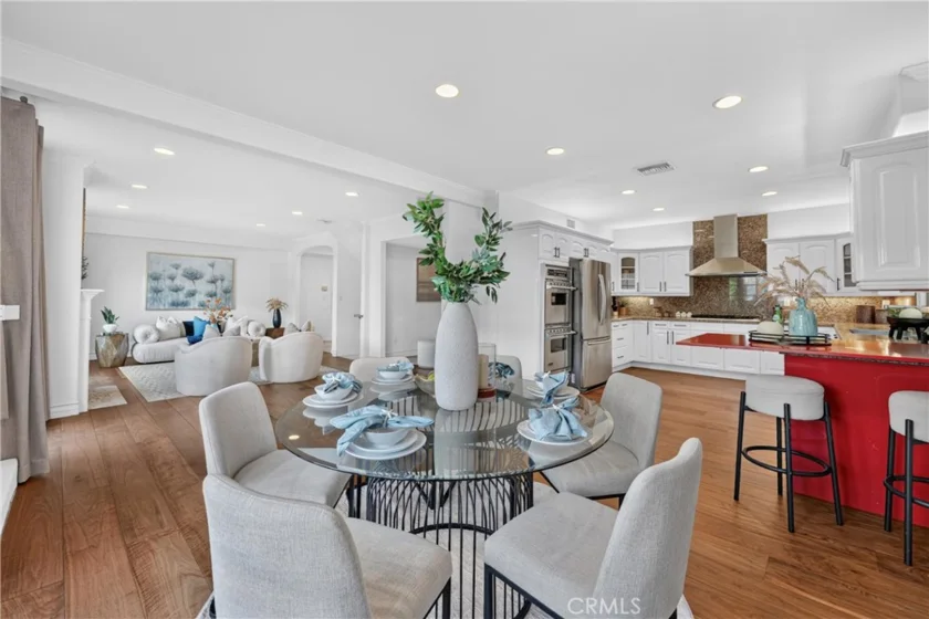 1820 Holmby Avenue #1 photo 7