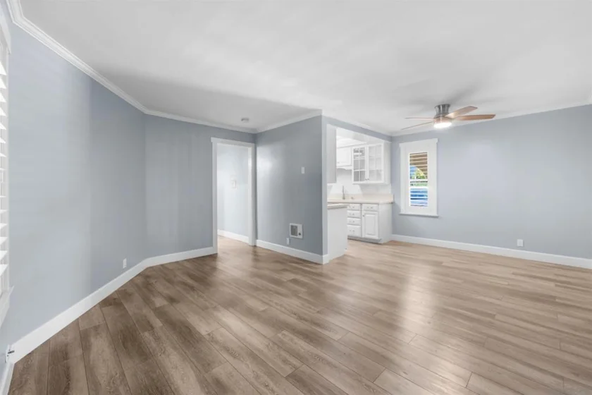 1740 Roosevelt #APT B photo 18