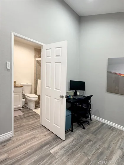 1637 E 5th Street #302 photo 16