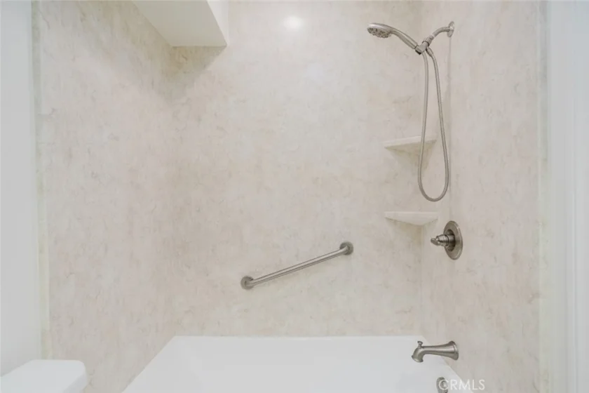 21529 Saticoy Street #217 photo 33