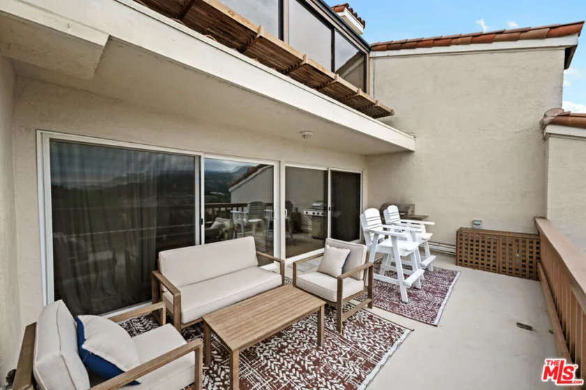 23908 De Ville Way #A photo 24