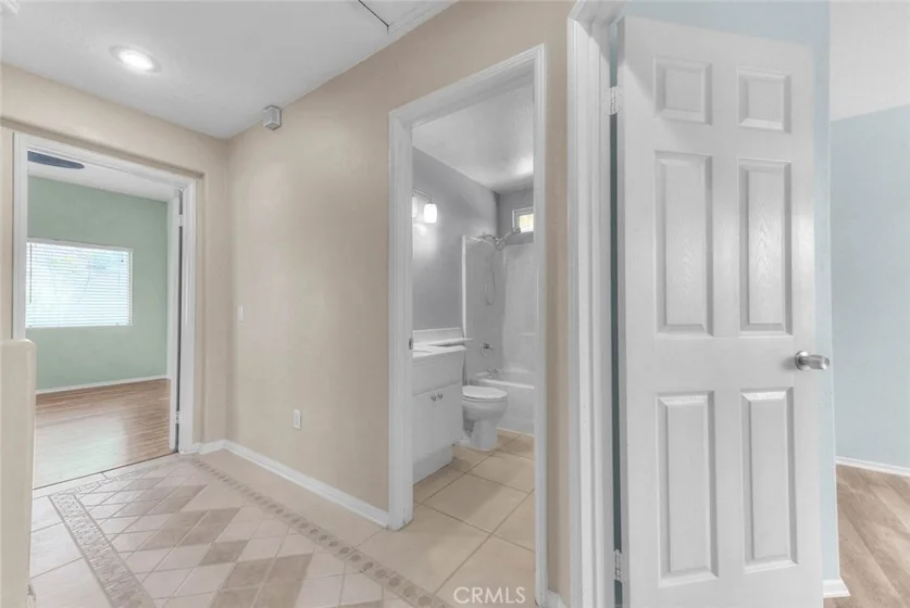 523 Towergrove photo 37