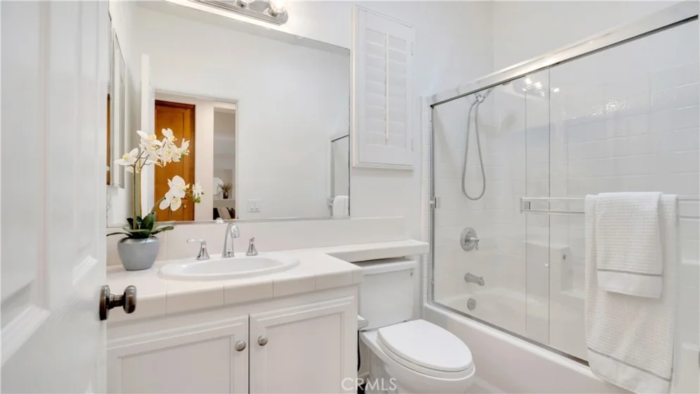 128 Talmadge photo 18
