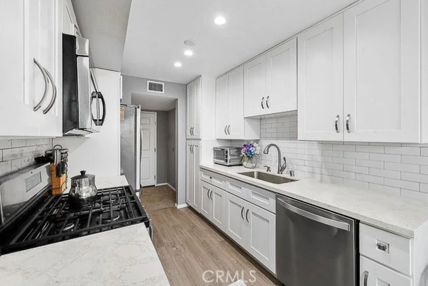 4501 Cedros Avenue #239 photo 1