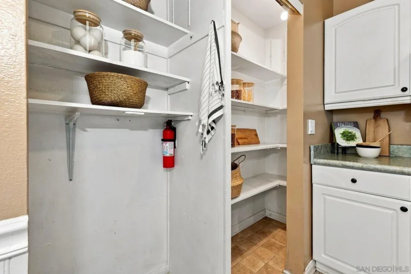 9859 Mission Vega Road #1 photo 6