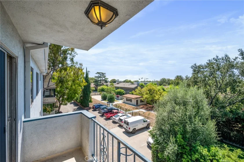 972 E California #307 photo 19
