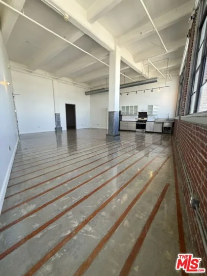 1850 Industrial Street #607 photo 5