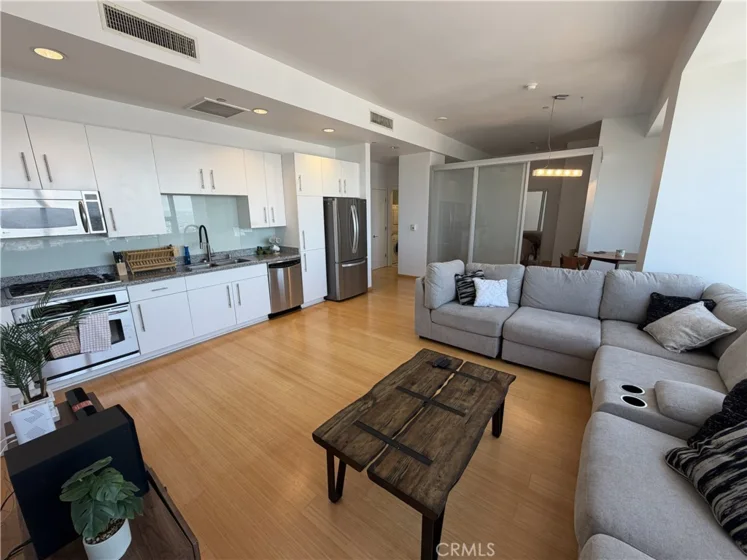 1100 Wilshire #2901 photo 13