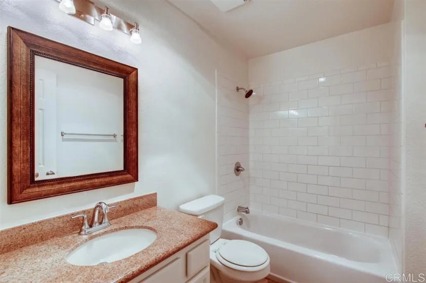 432 Edgehill Lane #156 photo 8