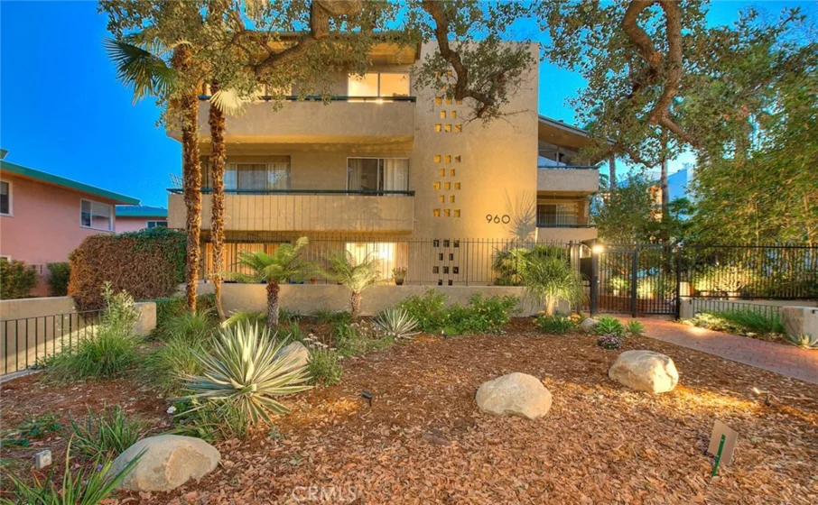 960 San Pasqual Street #301 photo 1