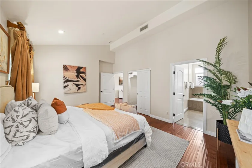 2438 Oneida Street #D photo 33