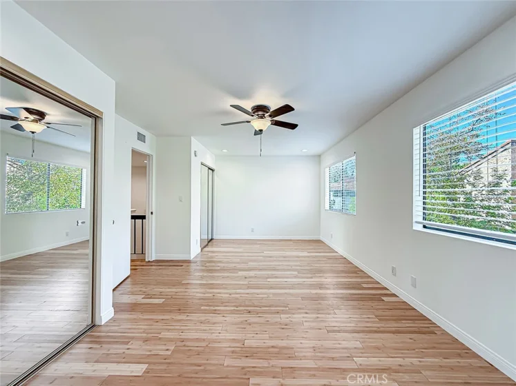 21900 Marylee #279 photo 25