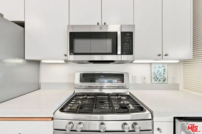 4411 Los Feliz Boulevard #1104 photo 22