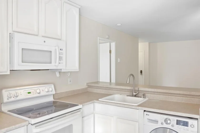 7500 Parkway Drive #207 photo 15